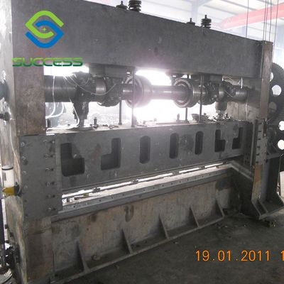 Китай Специализированная расширенная металлическая машина из нержавеющей стали с формой алмазного отверстия и производством для потребностей в производстве большого объема поставщик