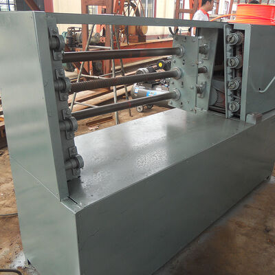 Китай Размер ячейки 6 8 8 10 10 12 12 15 Машина для изготовления габионов, использующая проволоку с ПВХ-покрытием, обеспечивающая прочное производство проволочной сетки поставщик